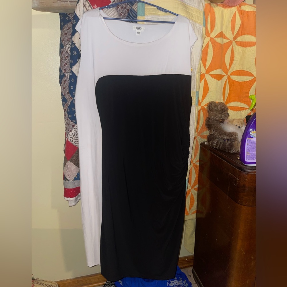 Ladies black and white plus size Cato Dress size 22/24